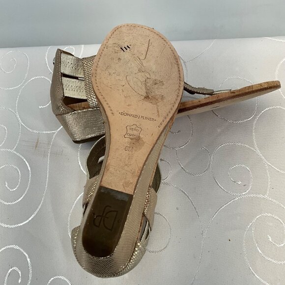 Donald J Pliner Gold Snake Print Leather Cork Wedge Sandals 6M Dori - Picture 9 of 9